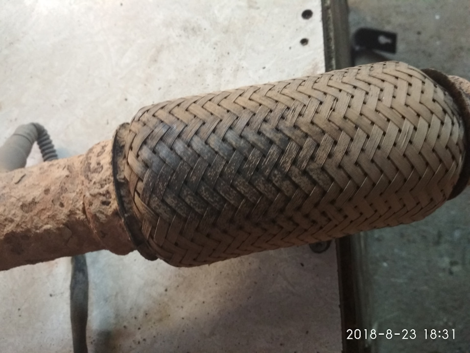 Замена приемной трубы, поездка в на море — Hyundai Accent (2G), 1,5 л ...