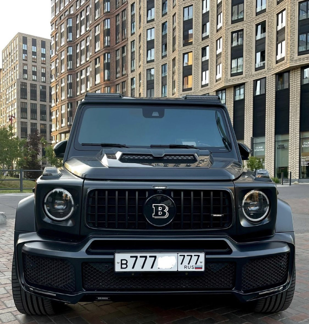 G63 amg 2023. Гелендваген g 700 Брабус. Brabus g700 Black. Brabus g700 2021. G63 Brabus 2021.