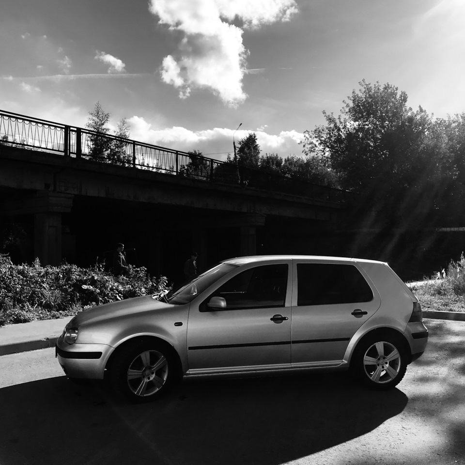 Солнечно — Volkswagen Golf Mk4, 1,4 л., 2002 года фотография DRIVE2