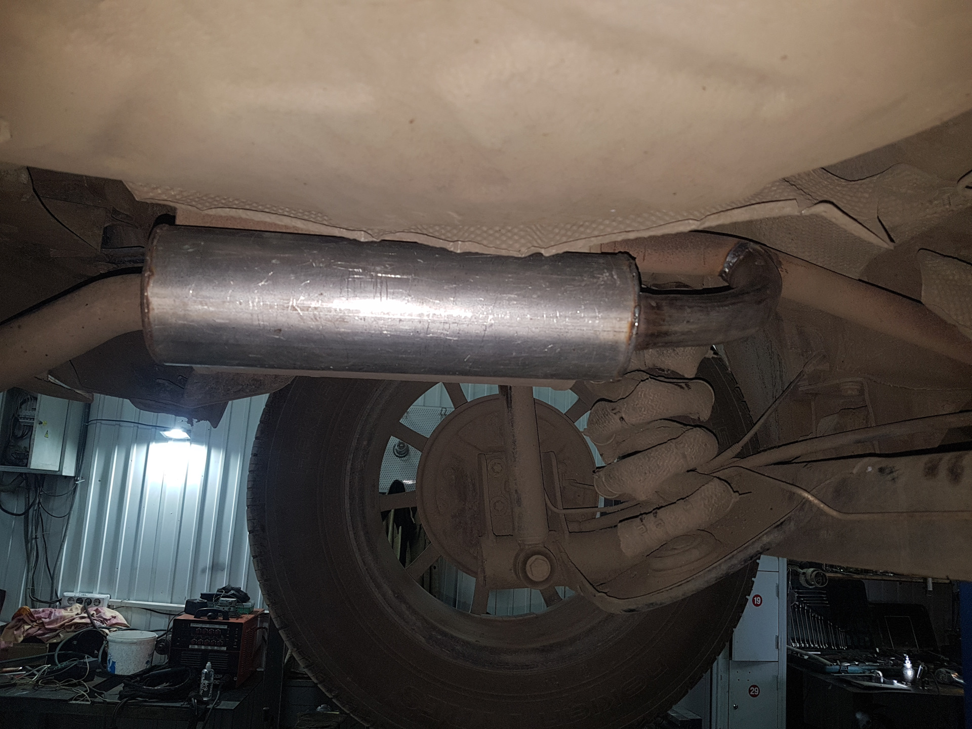 Пламегаситель, резонатора Гельмгольца = тихий мотор. — Renault Sandero ...