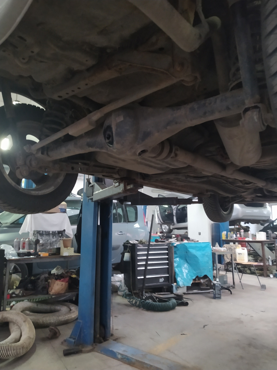 Замена масла в редукторах — Daihatsu Sirion (1G), 1,3 л, 2001 года ...