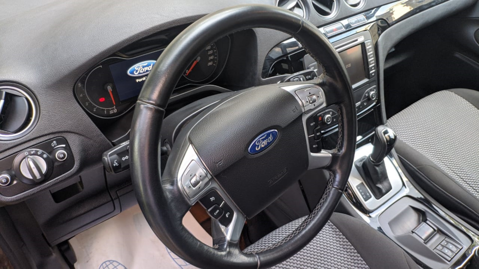 Фото в бортжурнале Ford Galaxy (Mk III)