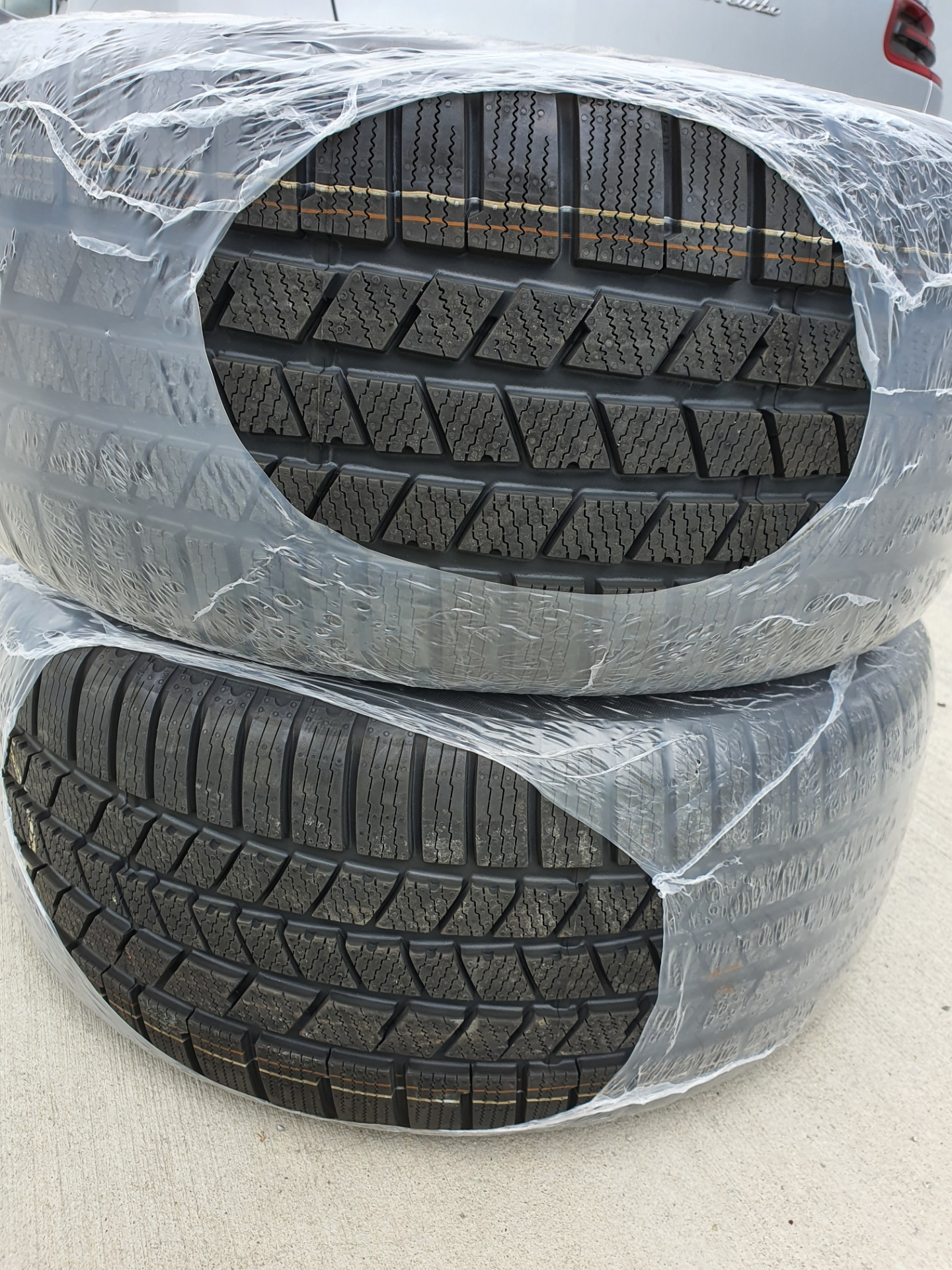 Резина на зиму 295/40 R20 110V Continental CrossContact Winter MO ...