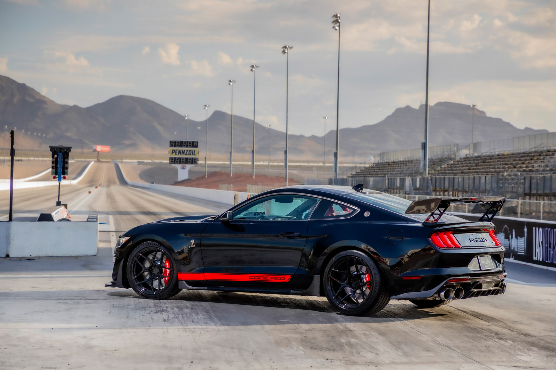 Ford Mustang 350gt Маслкар