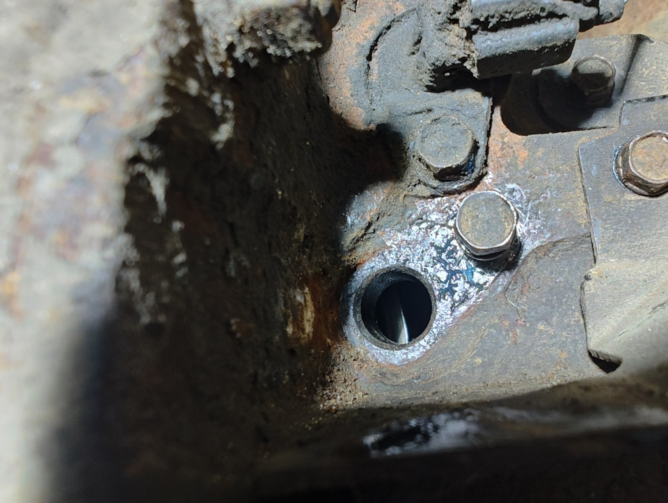 Сняли лягушку — Mitsubishi L200 (5G)