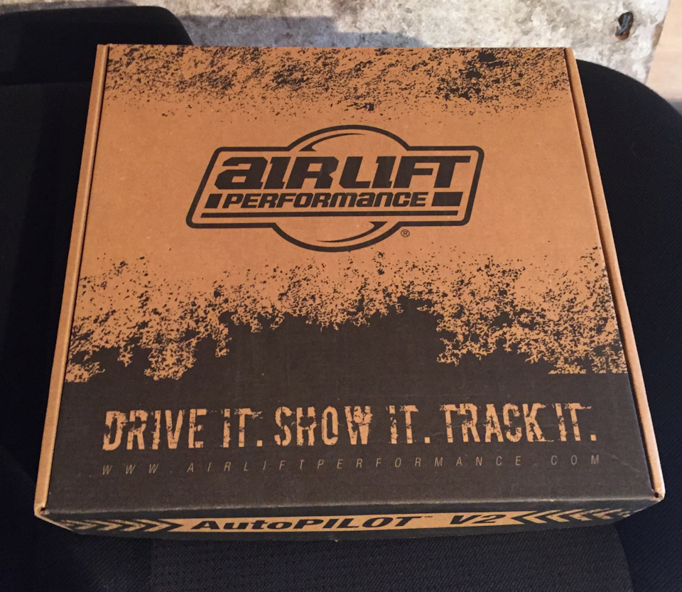Управление пневмоподвеской AirLift Autopilot v2. Инсталяция в багажнике ...