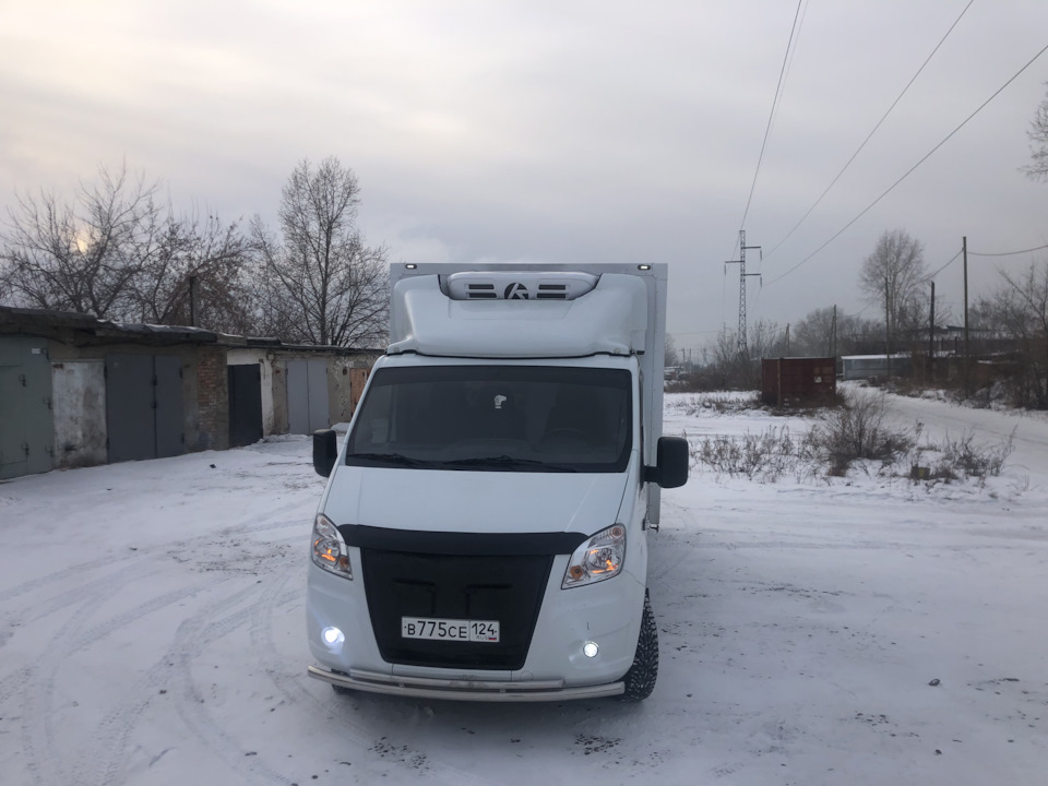 Новые дворники Bosch и мухобойку установил — ГАЗ Газель Next, 2,8 л ...