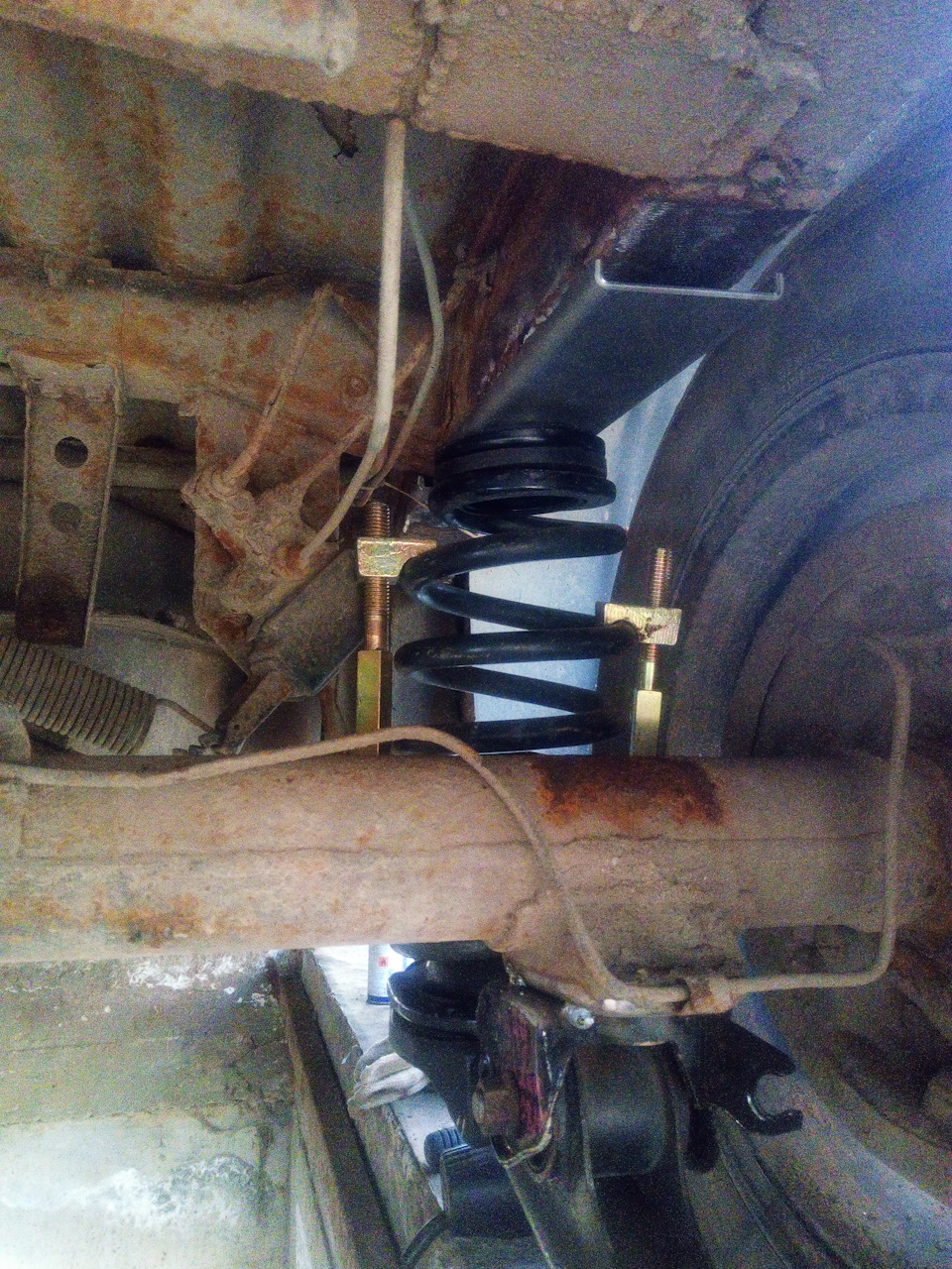 Обшивки под фронт продам — Toyota Ipsum (10), 2 л, 1997 года | запчасти ...