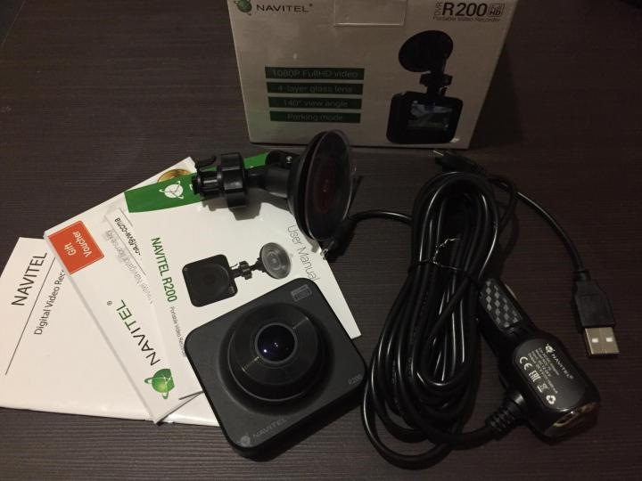 Видеорегистратор navitel r480 2k. Видеорегистратор Navitel r200. Регистратор Навител dr200nv. Видеорегистратор Navitel r200 коробка. Navitel dr200nv как воспроизвести.