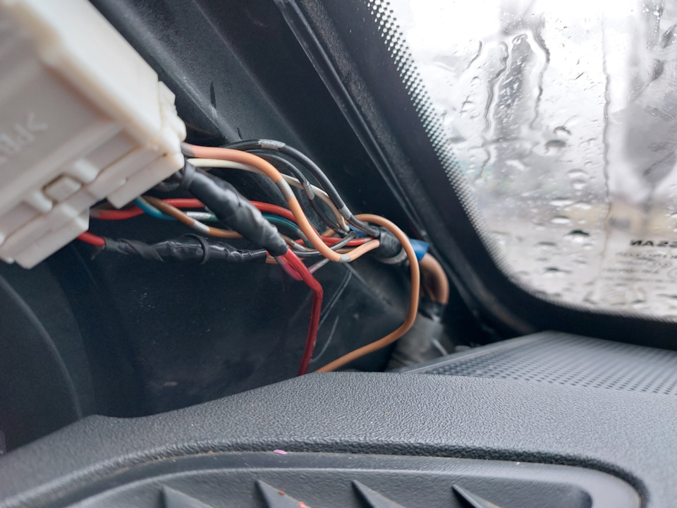 Вот так я подключился к разъёму — Nissan Qashqai (1G)