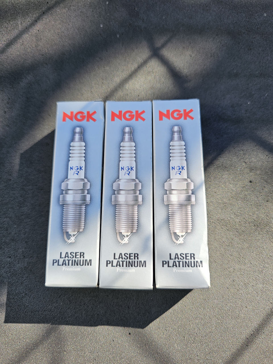 Замена свечей и то и момент затяжки сливного болта — Nissan e-Power, 1 ...