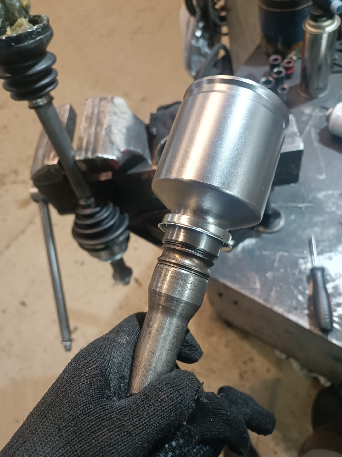 Привод субару сы. Подходят привода с ауди 80 на ауди 100. Как разобрать привод. Передний шрус нива 2121. Как разобрать привод.