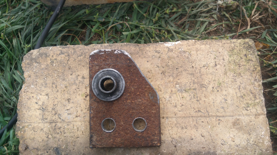 Мягкая педаль сцепления — Москвич Святогор, 1,6 л, 1999 года | своими ...