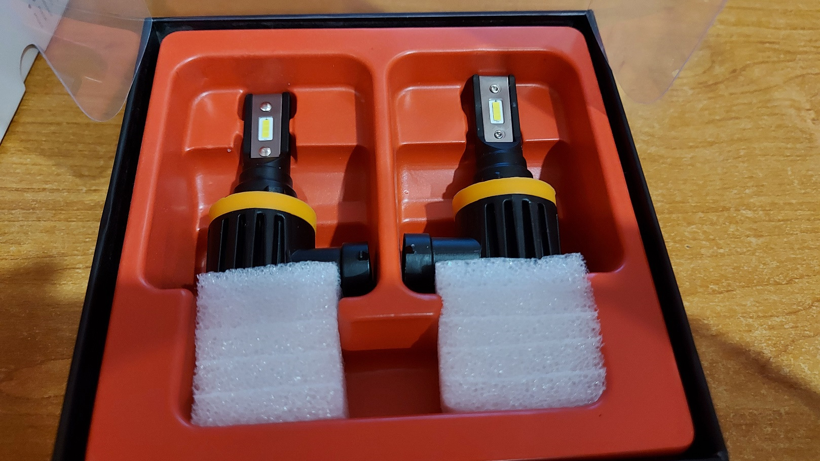 32. LED в ПТФ и ДХО. OPTIMA — Volkswagen Passat B7, 1,4 л., 2012 года