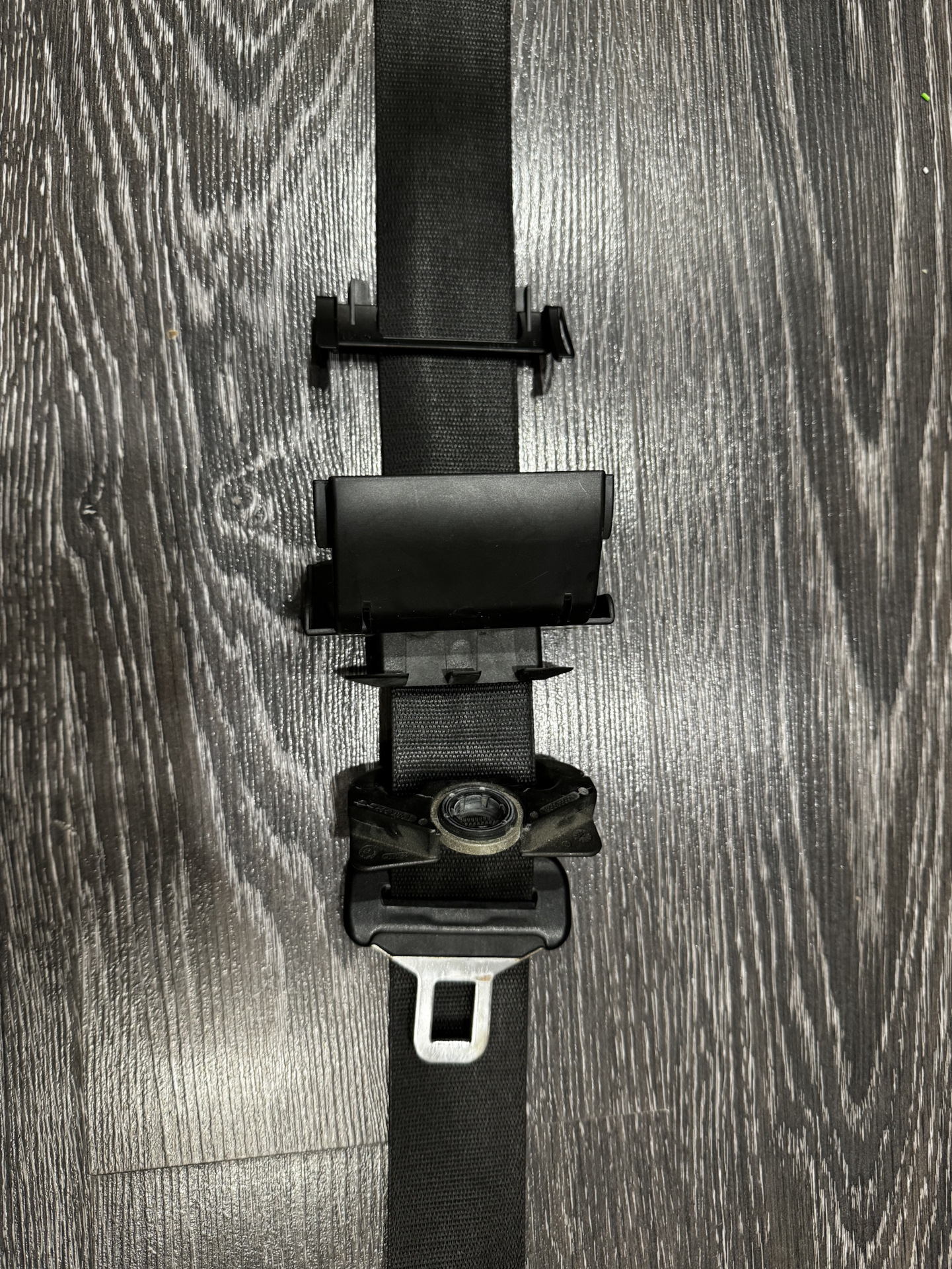 Замена ленты ремня безопасности — BMW 3 series (E46), 3 л, 2002 года ...