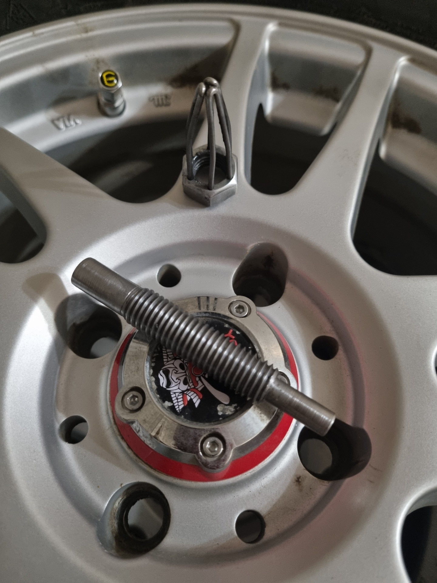 Подготовка зимних колес. Датчики + перешиповка — KIA Rio (4G), 1,6 л ...