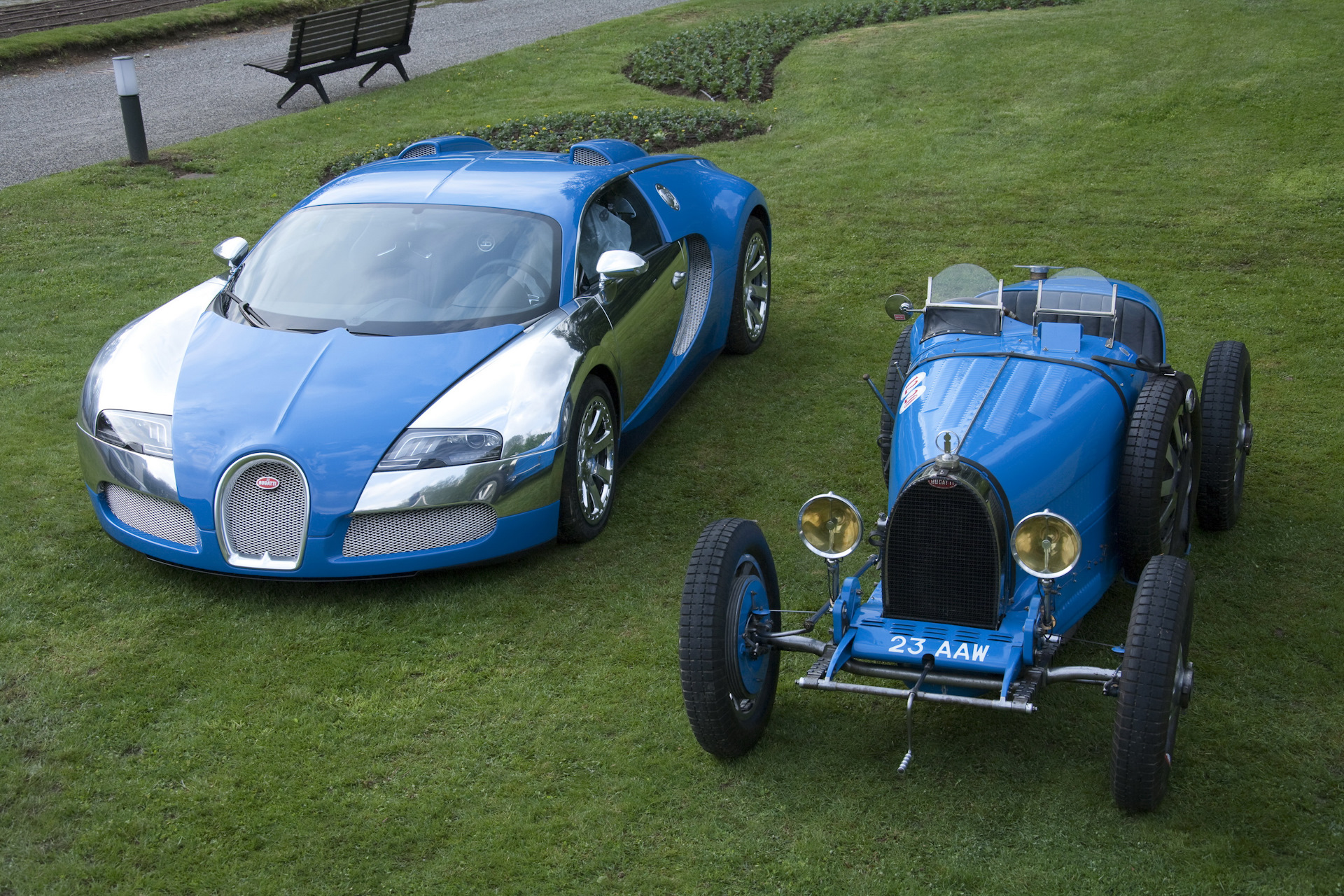 1 машина на свете. Бугатти 1 машина. Бугатти 2000. Bugatti 2009 Veyron centenaire. Бугатти 1860.