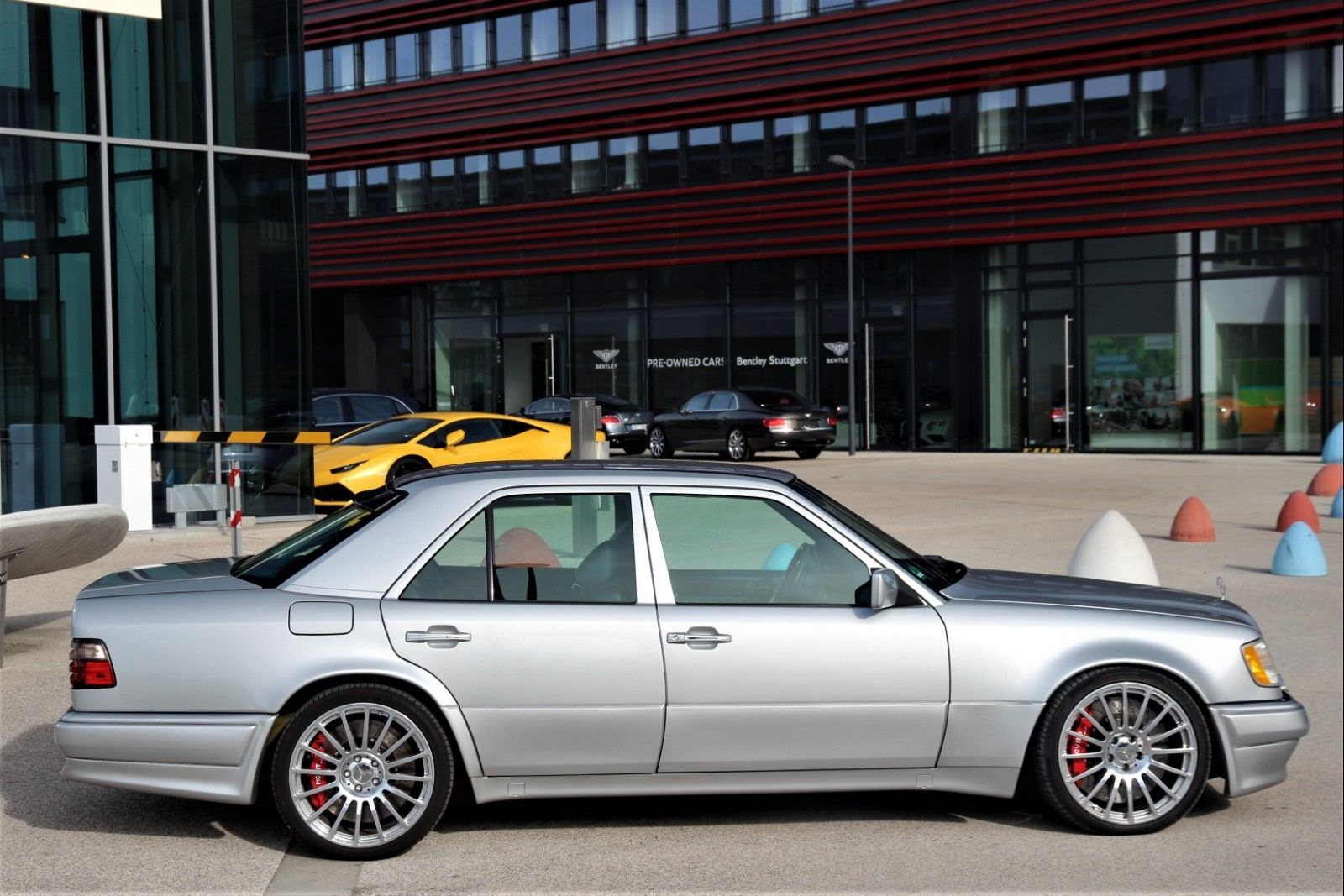 Mercedes Benz e60 AMG Limited w124