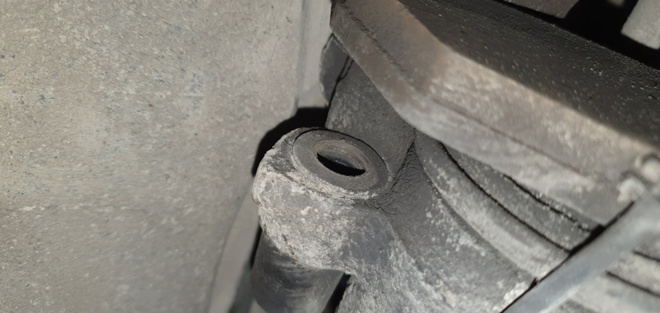 Сильно греется левый передний тормозной диск. — Volkswagen Golf Plus, 1 ...