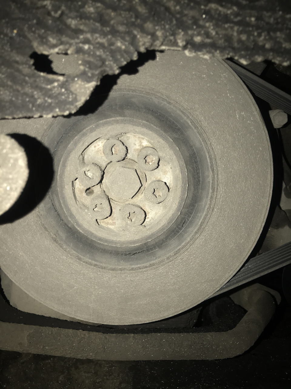 Как бы не отлетел с трухой под грм — Alfa Romeo 159 Sportwagon