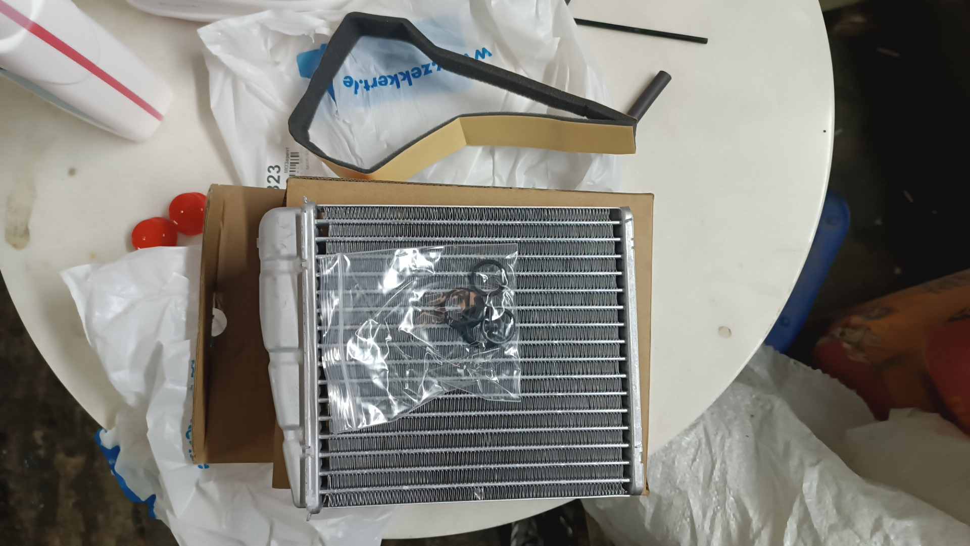 схемы циркуляции охлаждающей жидкости в двс. система охлаждения калина 1118. система охлаждения двигателя мазда 3 1. система охлаждения 2106 схема. подача жидкости в радиатор печки.