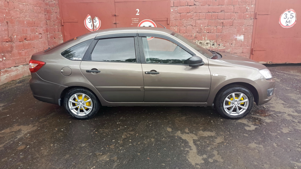 Lada Granta liftback Кориандр 🔄