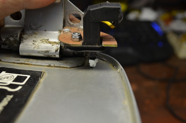 Правильное подключение сигналки и защита лючка бензобака — Chevrolet ...