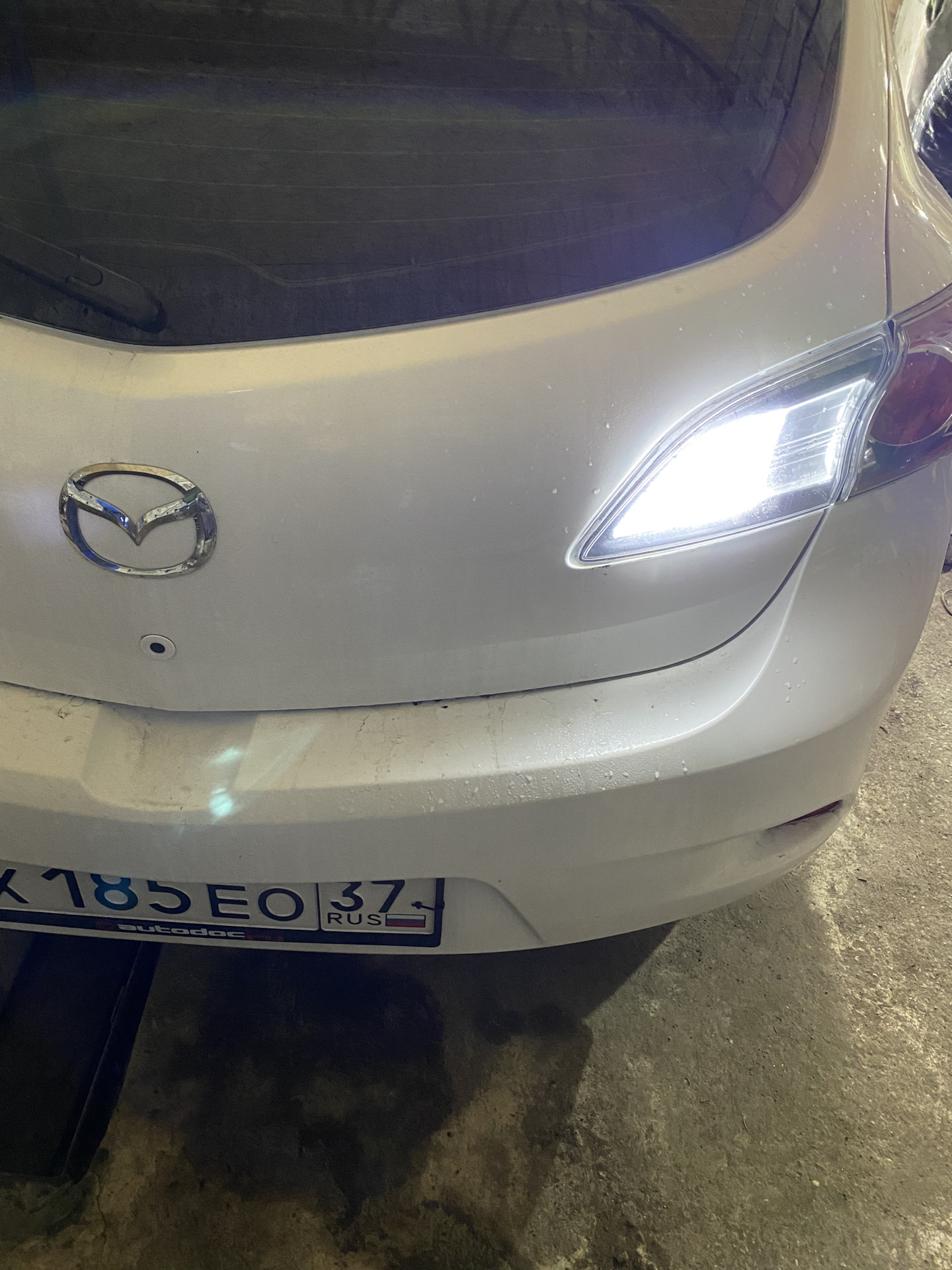 Моторчик омывателя лобового стекла💦 — Mazda 3 (2G) BL, 1,6 л, 2012 года ...