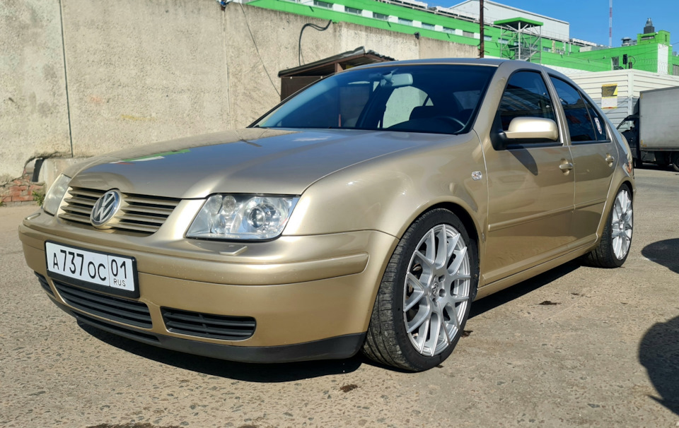 Volkswagen bora 2002 год