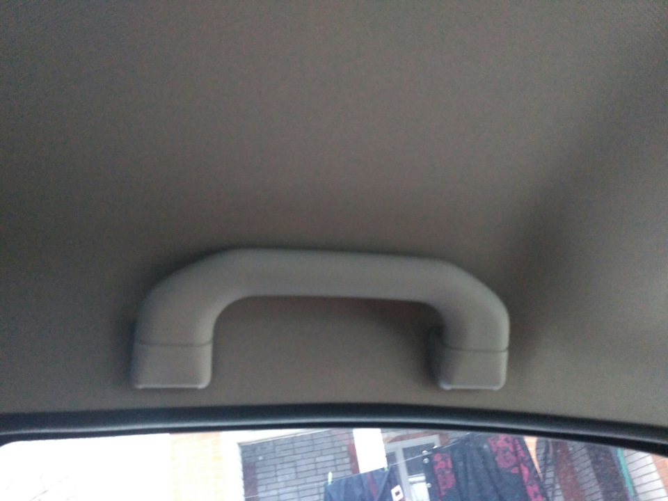 Очечник. Крючки для пакетов. — Skoda Octavia A4 Mk1, 1,6 л, 2006 года ...