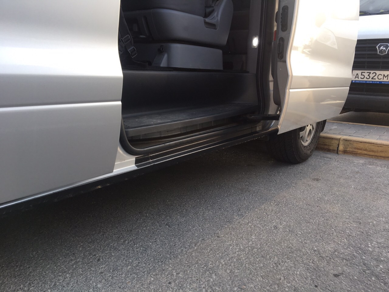 пороги на старекс 2008. внутренняя накладка порога hyundai starex h1. пороги hyundai starex h1. пороги старекс. пороги старекс.