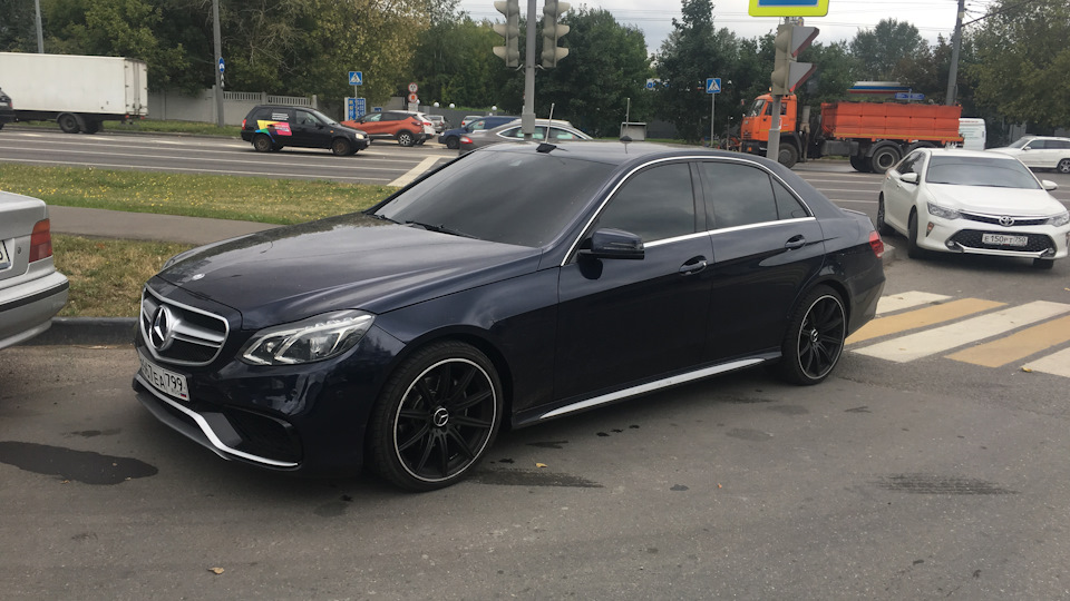 Мерседес е200 w212 AMG