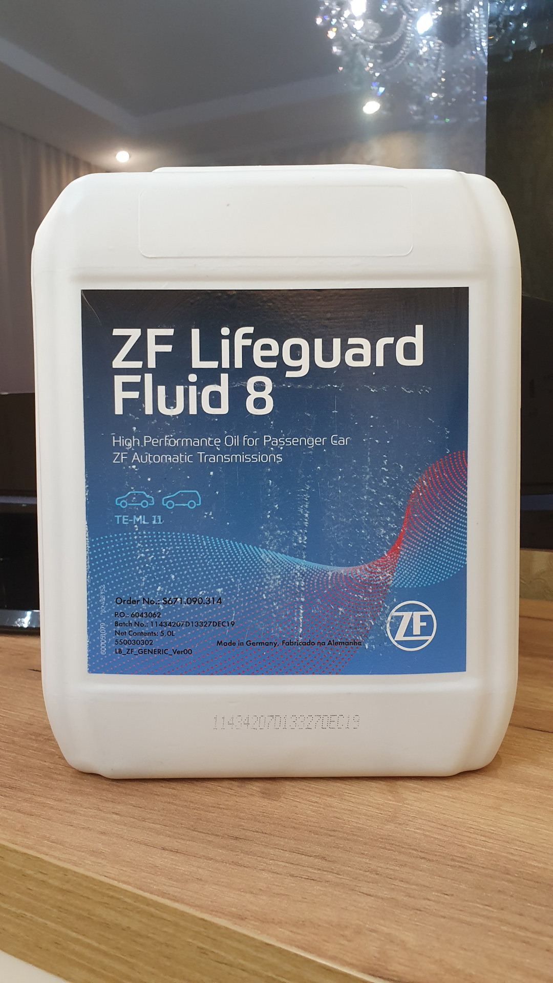 Масло zf. Масло ZF LIFEGUARDFLUID 8 артикул 5л. ZF Lifeguard Fluid 8. S671090312 масло ZF Lifeguard Fluid 8. Масло ZF LIFEGUARDFLUID 8 5 литров.