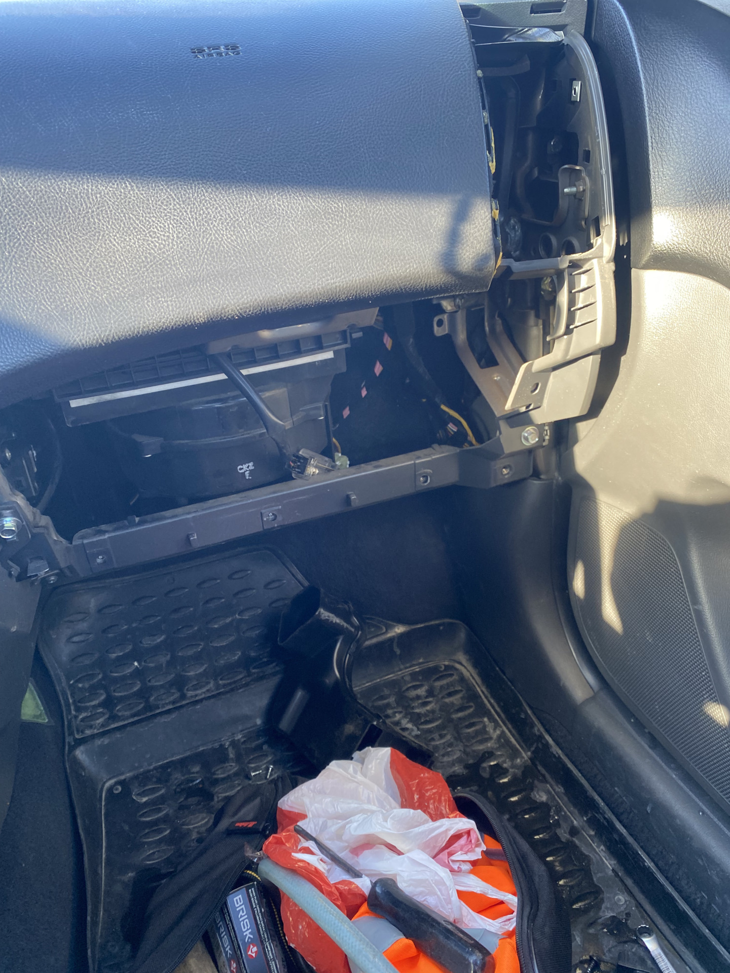 Актуатор заслонки отопителя — Hyundai Elantra (4G), 1,6 л, 2008 года ...