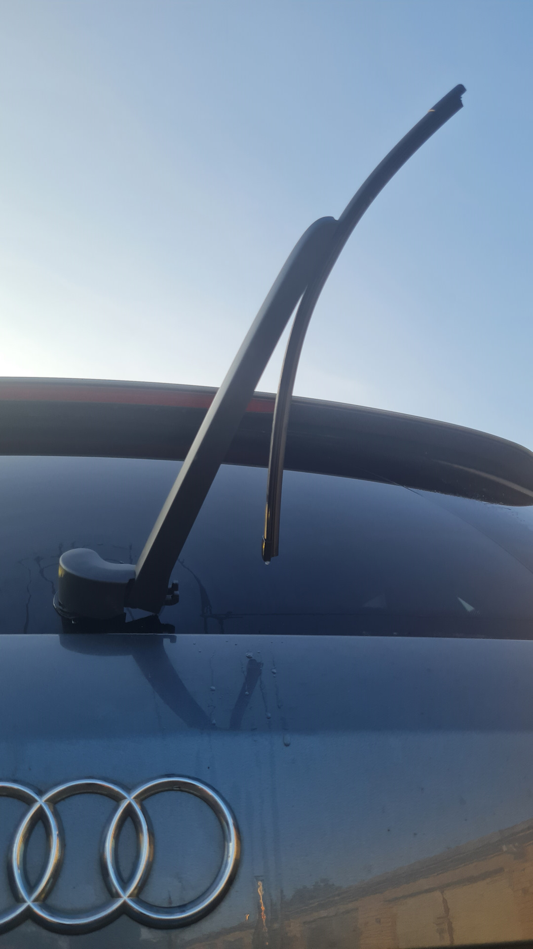 Задний дворник от A6 C8 или не пропадать же добру ))) — Audi Q5 (1G), 2 ...