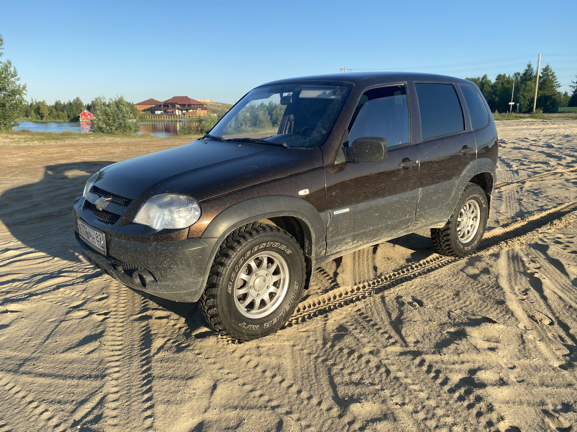 Нива 75. Chevrolet Niva GLX. 235/75 R15 на ниву Шевроле. 235/75 R15 Chevrolet Niva. 235 75 15 На ниву Шевроле.