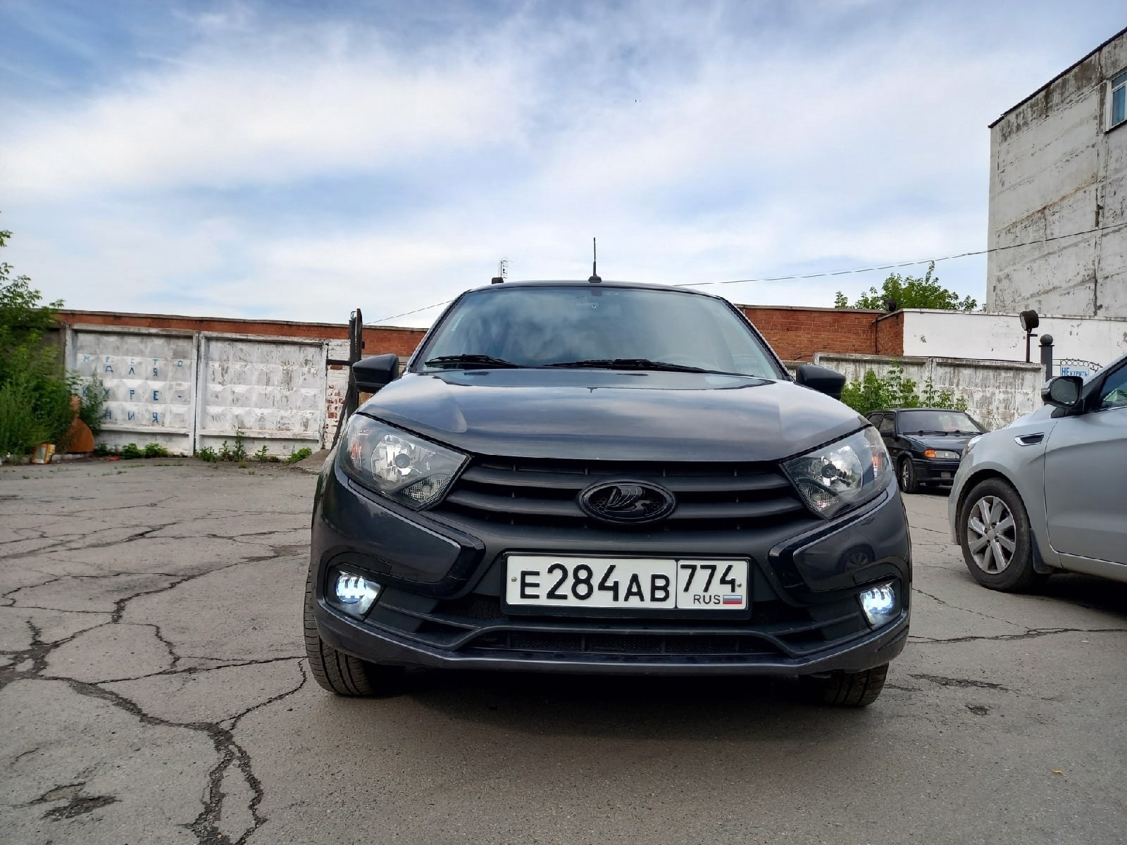 Установка ПТФ — Lada Гранта (2G) FL, 1,6 л, 2021 года | электроника ...