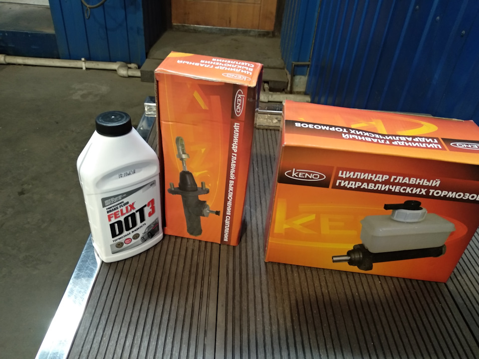 Ремонт тормозов — УАЗ 3962, 2,4 л., 1999 года | своими руками | DRIVE2