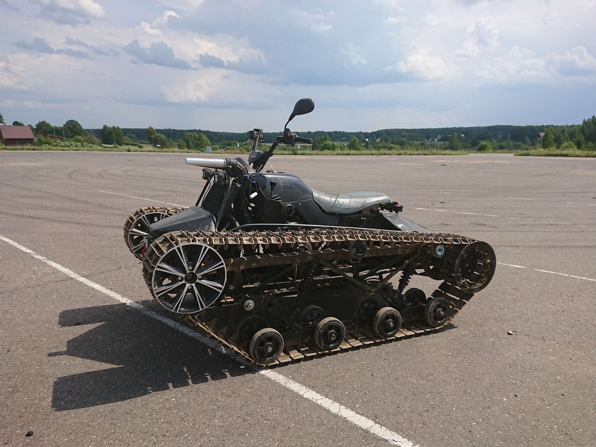 Самодельные вездеходы на гусеничном ходу. Квадроцикл снегоход мотакс. Электрическая мотособака mtt136. Мини снегоходы для зимней рыбалки. Гусеничный вездеход мотособака.