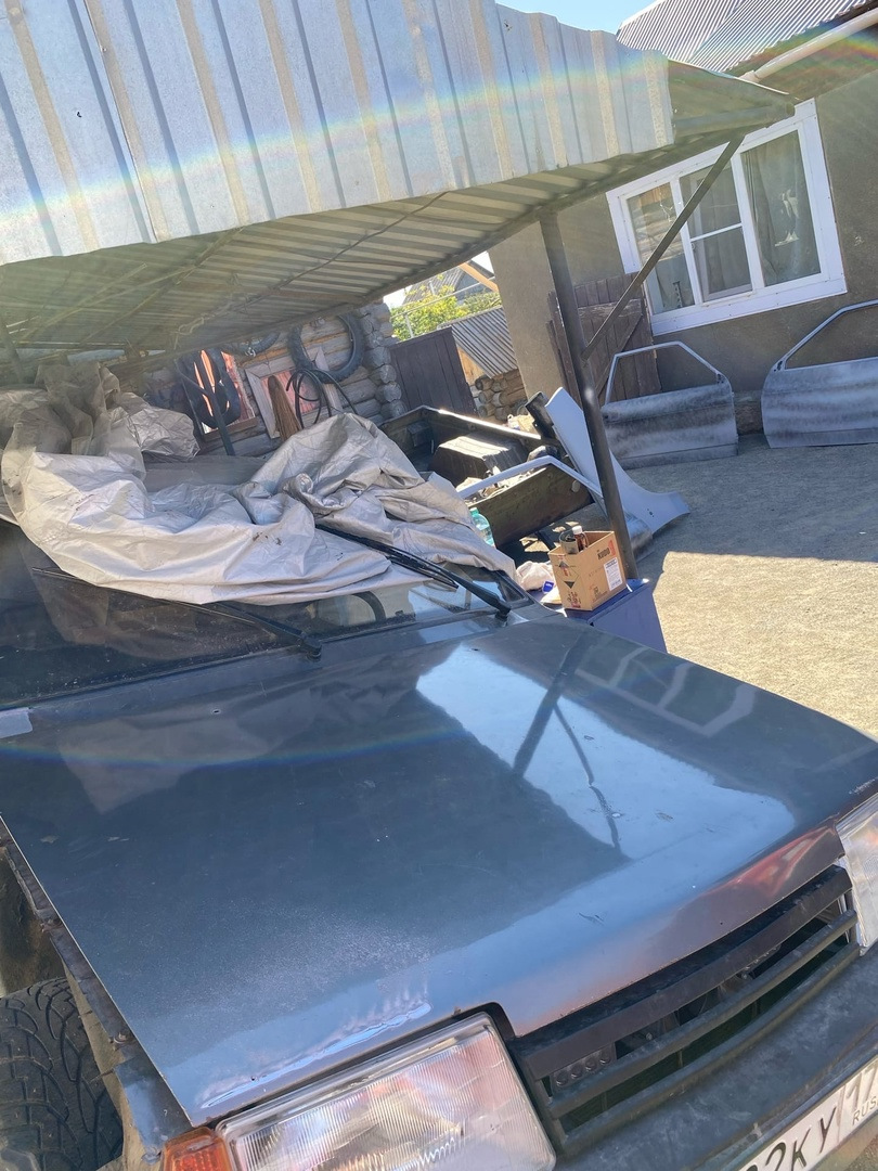 Подготовка капота к покраске, задние стаканы. — Lada 2108, 1,3 л, 1993 ...