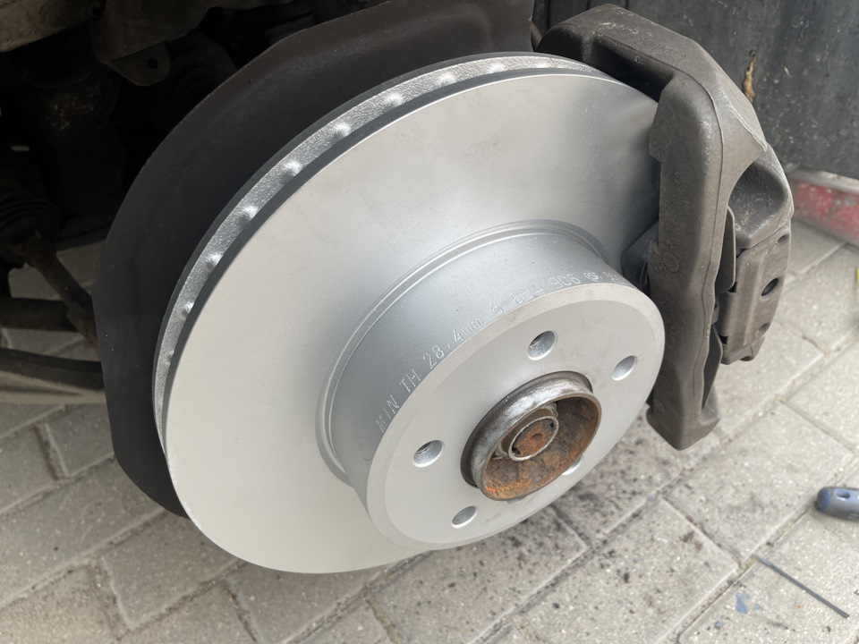 Фото в бортжурнале BMW 5 series (E60)