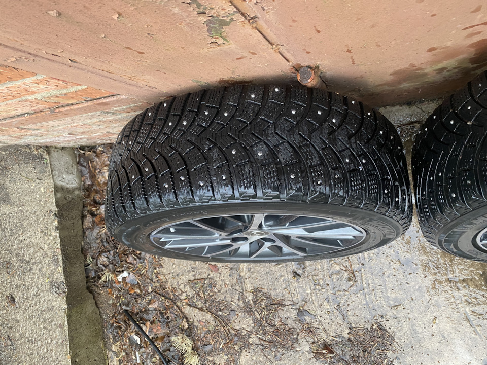 шины зимние шипованные 215 60 17. Continental ice contact 2. континенталь bd шип резина. Nokian hakkapeliitta 3 зимняя шипованная. шины maxxis arctictrekker np3.