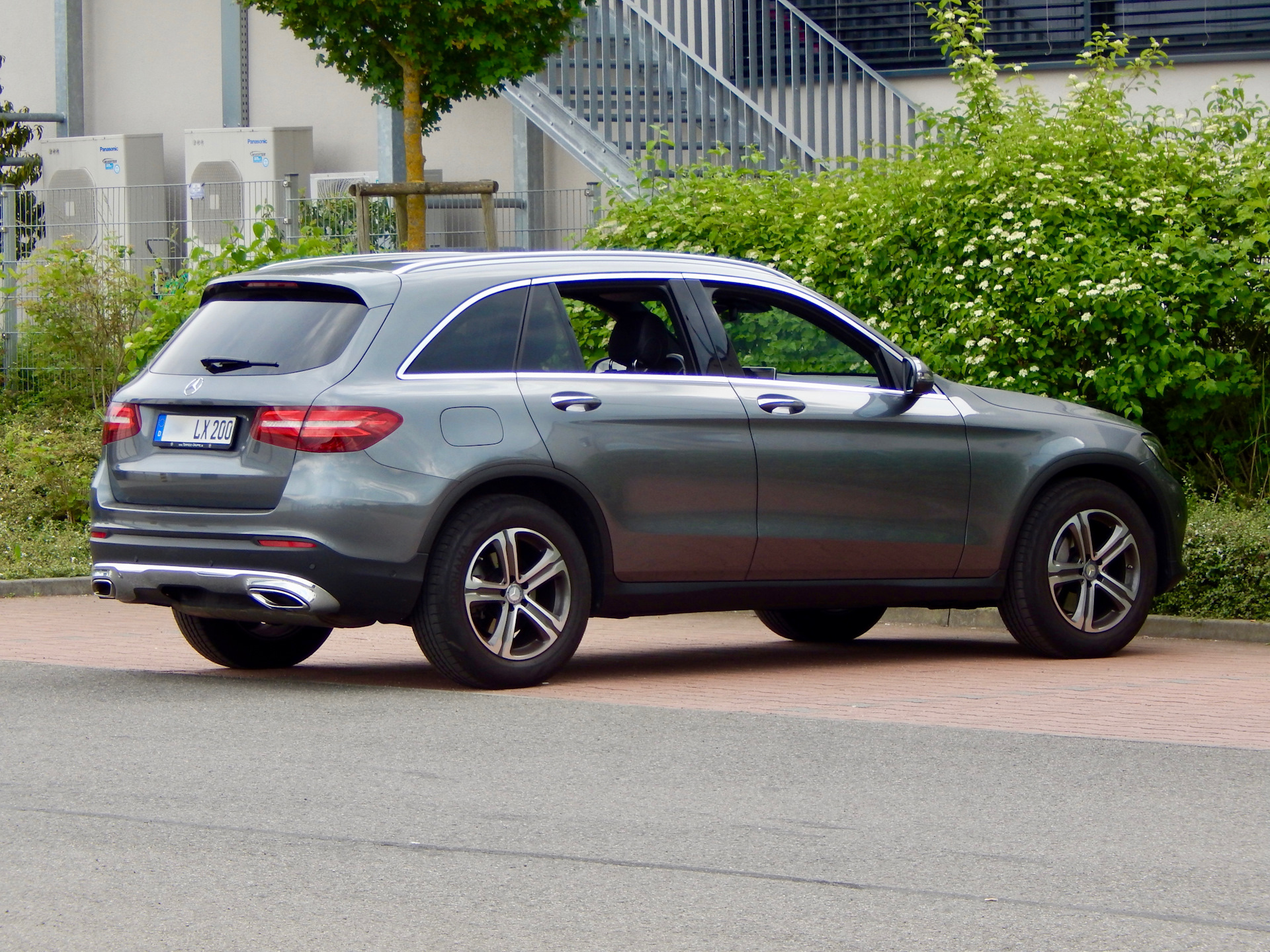 Первая царапина.) — Mercedes-Benz GLC (X253), 2 л, 2016 года | наблюдение |  DRIVE2