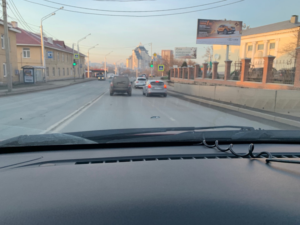 наказание от ГИБДД, скол на стекло мазда сх -7. Устраняем скол на ...