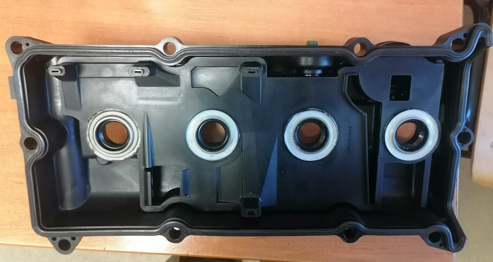 Замена сальников свечных колодцев на ниссан примера р12 с двигателем ...