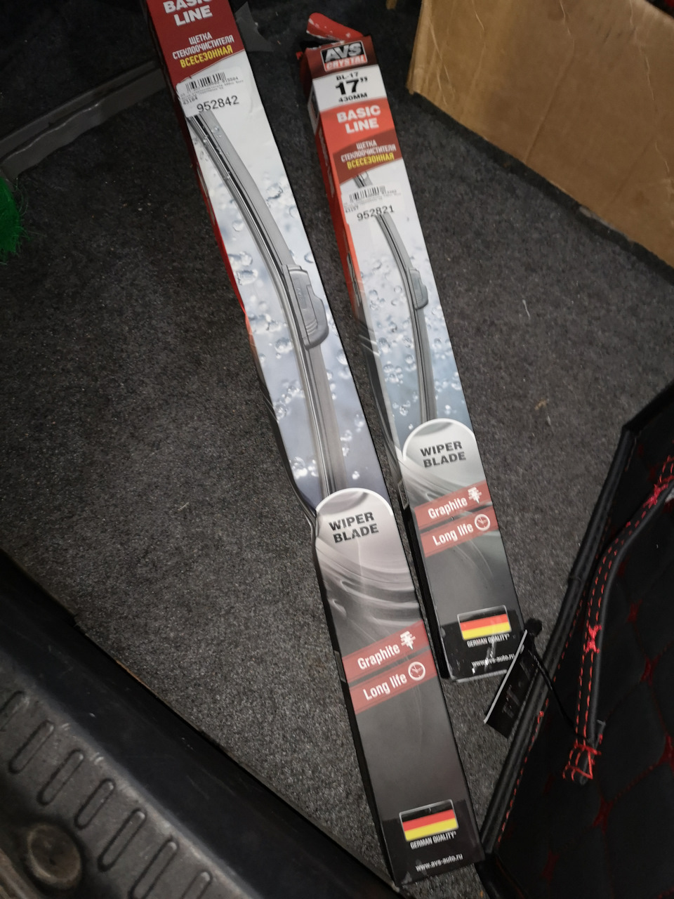 Щетки стеклоочистителя — Mitsubishi Lancer X, 2 л, 2008 года ...