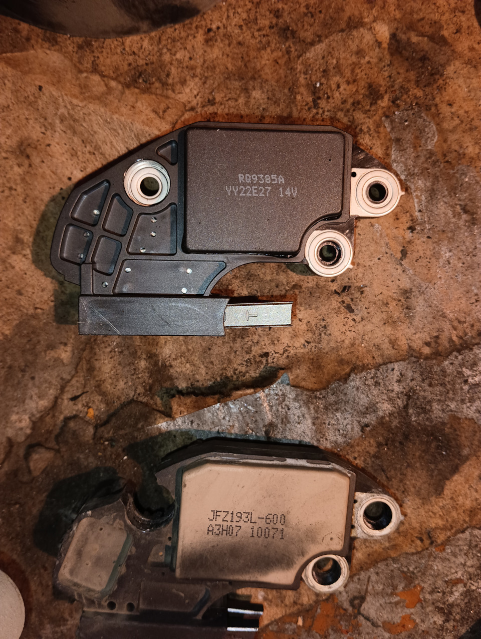 8 — Lifan X60. Запчасти на фото: RQ9385A