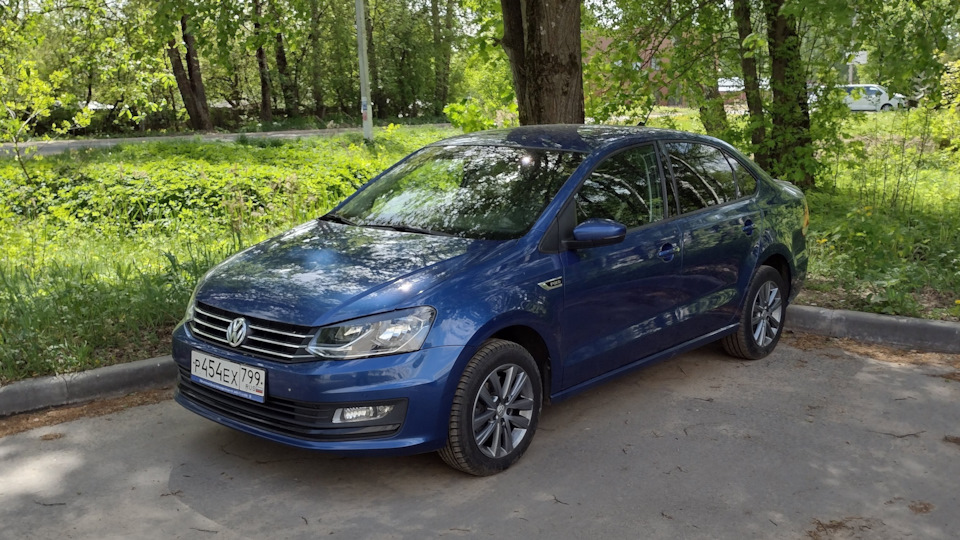 Volkswagen Polo Sedan DRIVE