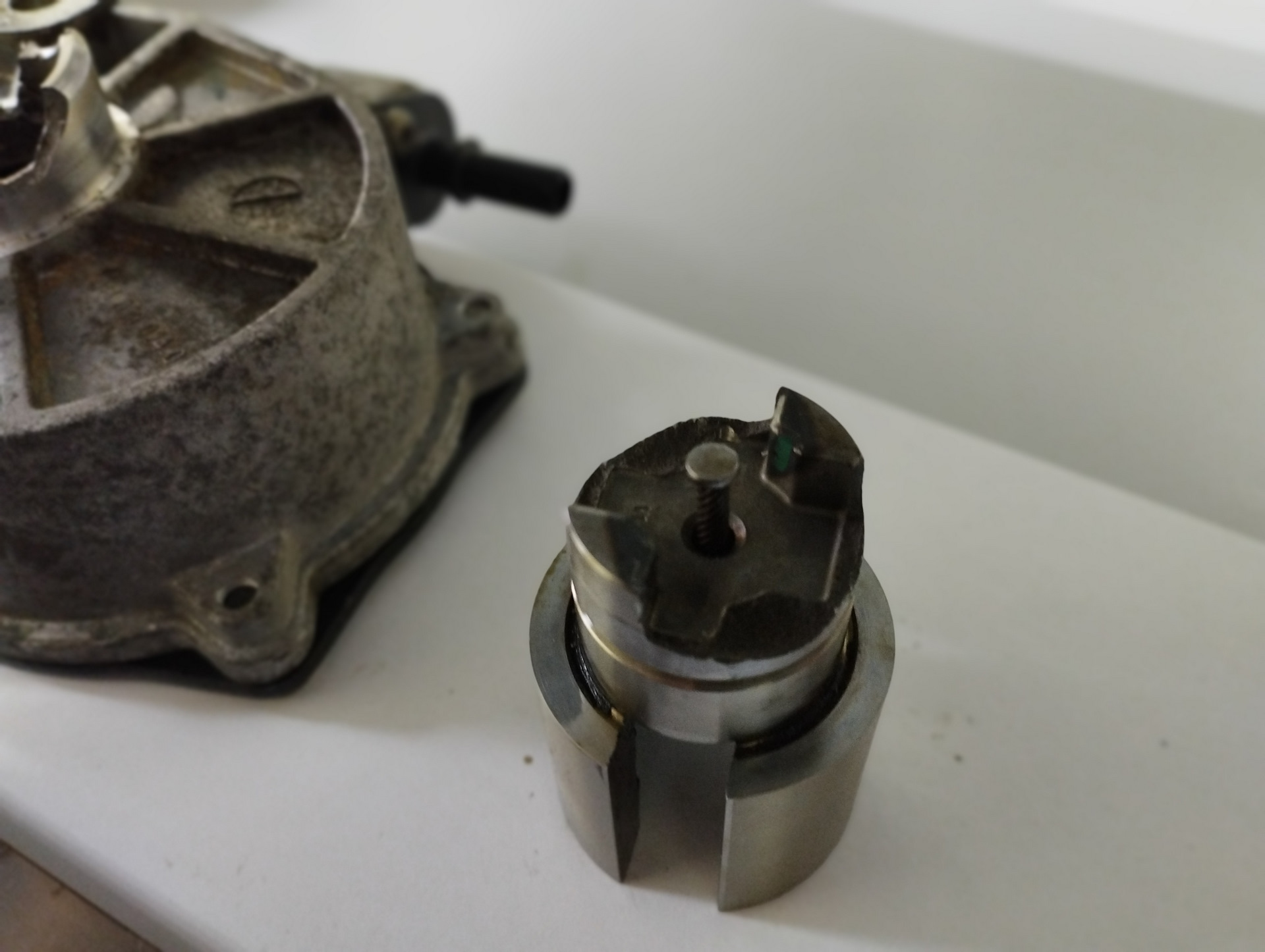 2017 chevy malibu vacuum pump replacement
