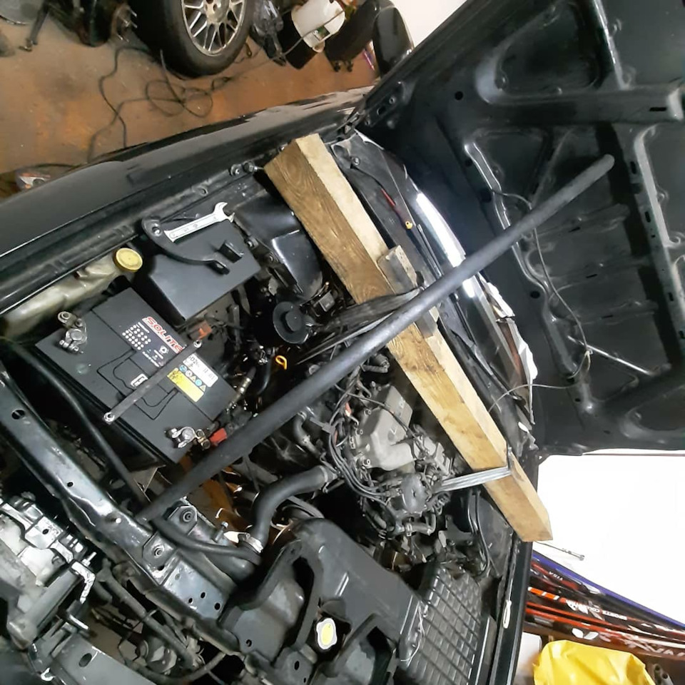 Замена шатунных вкладышей — Nissan Gloria (9G), 3 л, 1993 года | визит ...